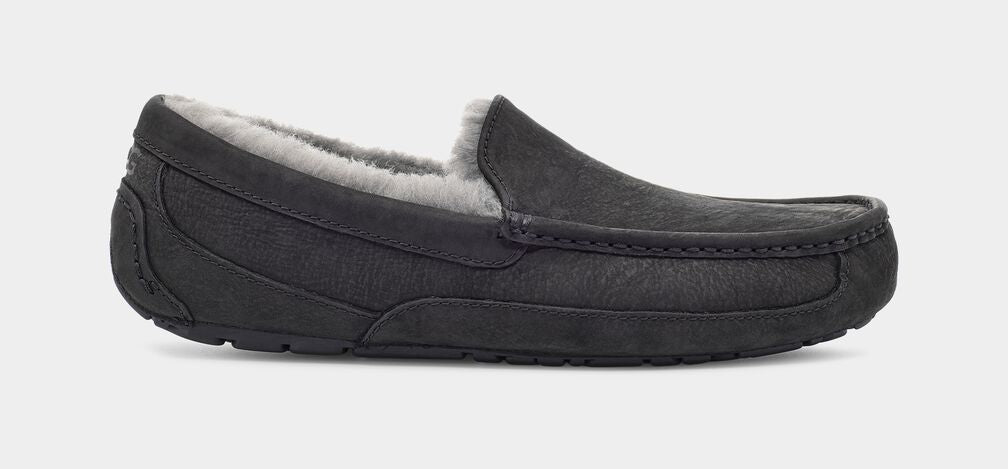 UGG Men's Ascot Matte Leather Slipper style #1103889