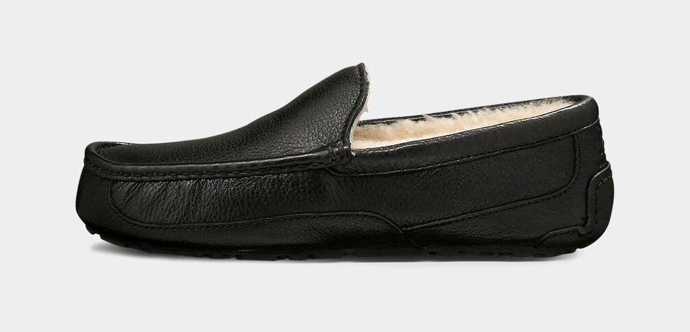 UGG Men's Ascot Leather Black Slipper style #5379