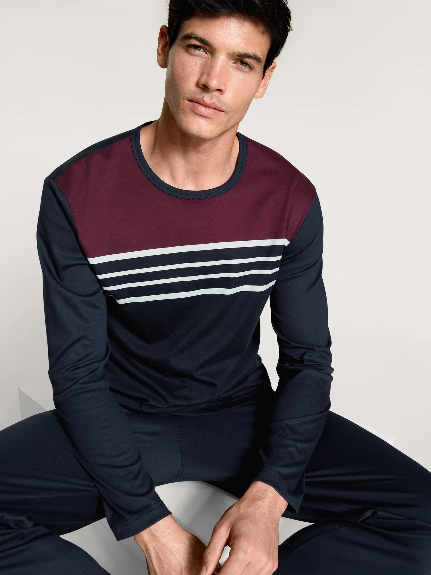 CALIDA Men's Crew Neck Heavy Interlock Cotton Knit Pajamas Set 42085